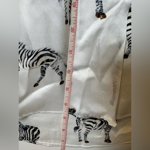 Zara *NWT* Zebra Pattern Blouse - Picture 3 of 6